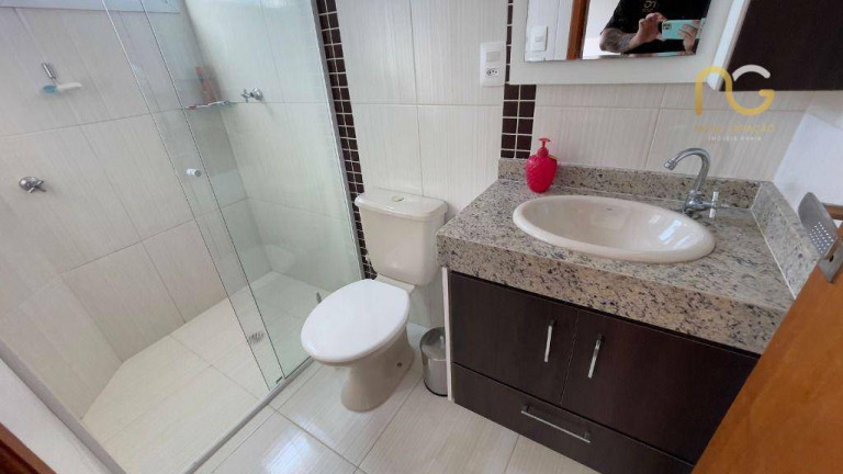 Imagem Imóvel com 3 Quartos à Venda, 119 m² em Solemar - Praia Grande Imagem Imóvel com 3 Quartos à Venda, 119 m² em Solemar - Praia Grande