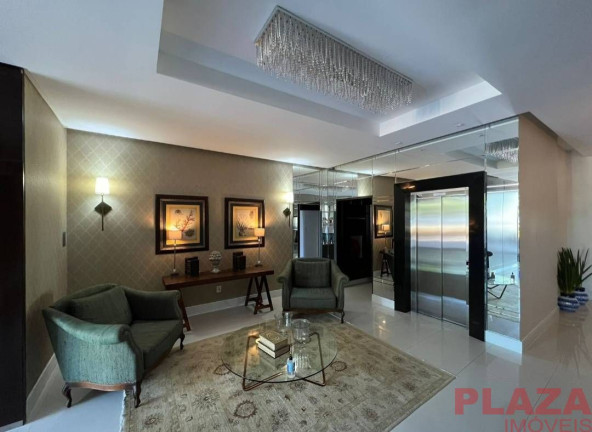 Imagem Apartamento com 3 Quartos à Venda, 218 m² em Centro - Balneário Camboriú