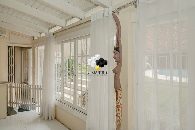 Imagem Casa com 4 Quartos à Venda, 465 m² em Chácara Das Pedras - Porto Alegre Imagem Casa com 4 Quartos à Venda, 465 m² em Chácara Das Pedras - Porto Alegre