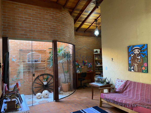 Imagem Casa com 3 Quartos à Venda, 251 m² em Jardim Rosim - Pirassununga