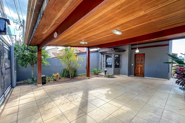 Imagem Casa com 5 Quartos à Venda, 239 m² em Jardim Santa Bárbara - Atibaia