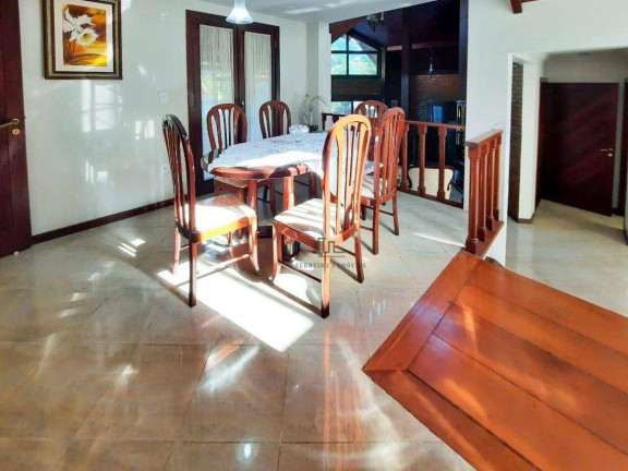Imagem Casa com 3 Quartos à Venda, 390 m² em Piratininga - Niterói