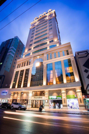 Apartamento com 3 Quartos à Venda, 125 m² em Meia Praia - Itapema