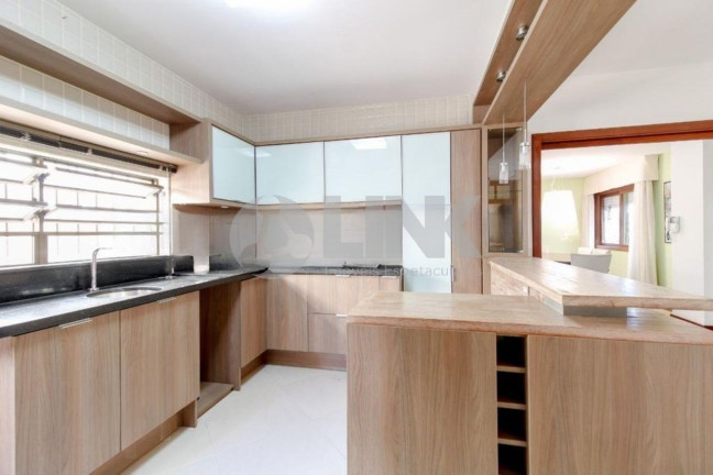 Imagem Casa com 3 Quartos à Venda, 280 m² em Chácara Das Pedras - Porto Alegre