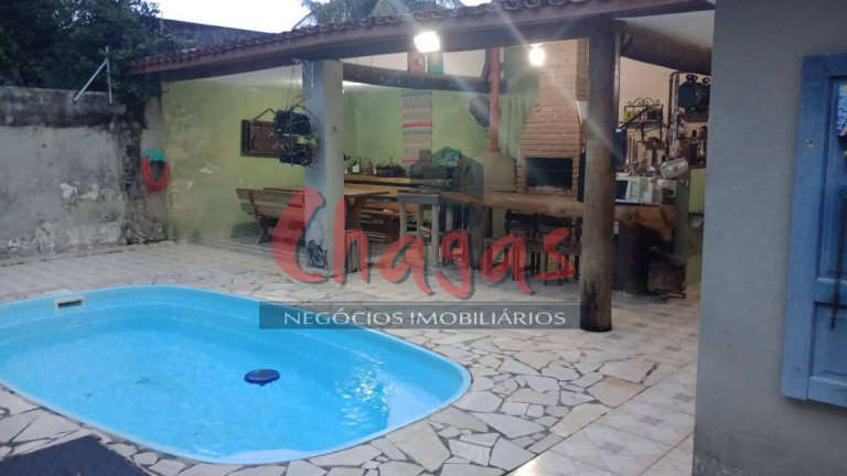 Imagem Casa com 4 Quartos para Alugar, 161 m² em Martim De Sá - Caraguatatuba