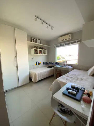 Imagem Casa com 3 Quartos à Venda, 160 m² em Parque Turf Club - Campos Dos Goytacazes Imagem Casa com 3 Quartos à Venda, 160 m² em Parque Turf Club - Campos Dos Goytacazes