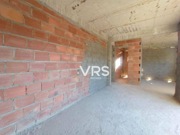 Imagem Casa com 3 Quartos à Venda, 334 m² em Albuquerque - Teresópolis Imagem Casa com 3 Quartos à Venda, 334 m² em Albuquerque - Teresópolis