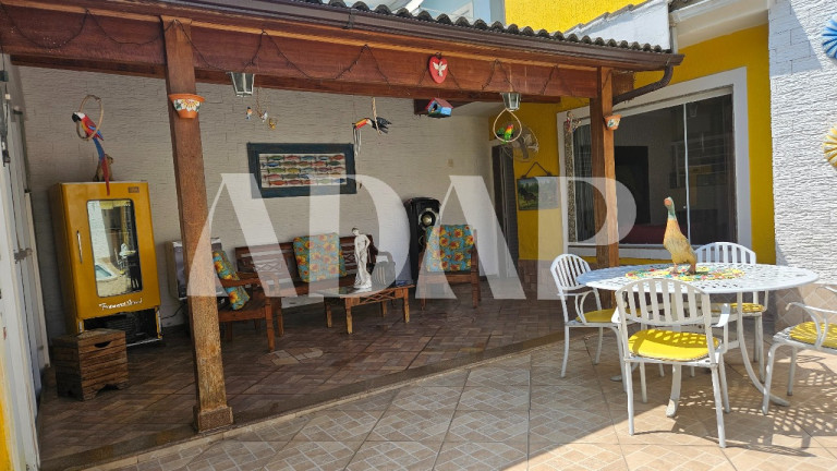 Imagem Casa com 3 Quartos à Venda, 250 m² em Vargem Pequena - Rio De Janeiro Imagem Casa com 3 Quartos à Venda, 250 m² em Vargem Pequena - Rio De Janeiro