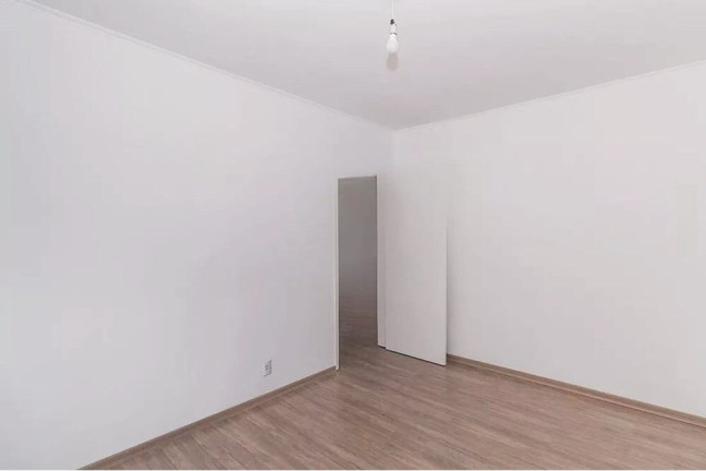 Imagem Apartamento com 2 Quartos à Venda, 69 m² em Vila Ipiranga - Porto Alegre