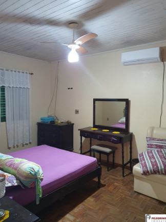 Casa com 3 Quartos à Venda, 131 m² em Centro - Tapes