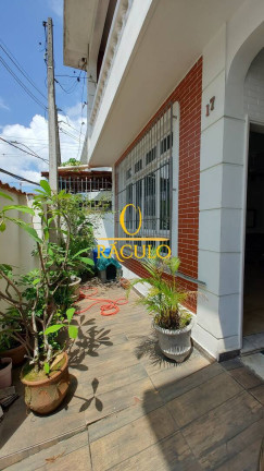 Imagem Sobrado com 3 Quartos à Venda, 141 m² em Vila Valença - São Vicente