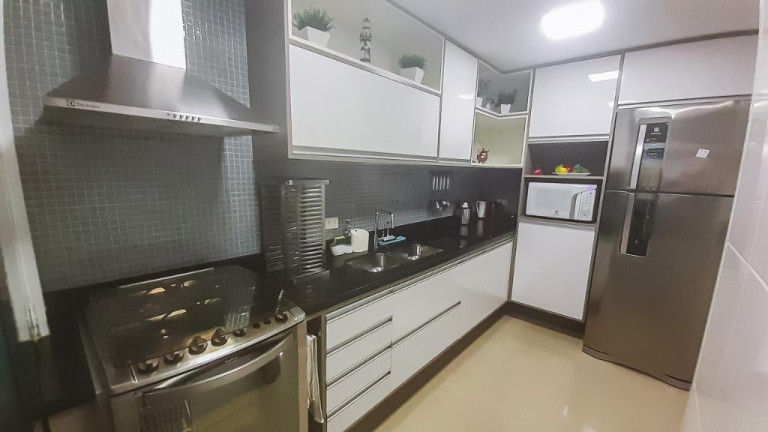 Imagem Apartamento com 3 Quartos à Venda, 114 m² em Pitangueiras - Guarujá Imagem Apartamento com 3 Quartos à Venda, 114 m² em Pitangueiras - Guarujá