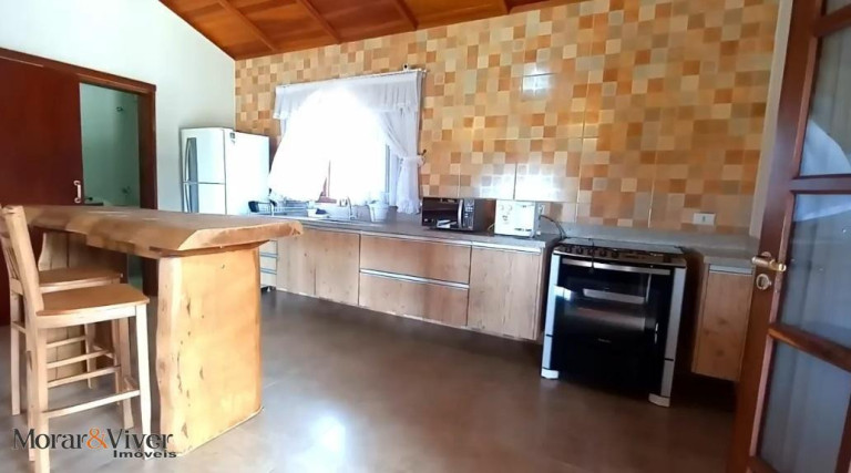Imagem Chácara com 4 Quartos à Venda, 5.180 m² em Campo Largo Da Roseira - São José Dos Pinhais