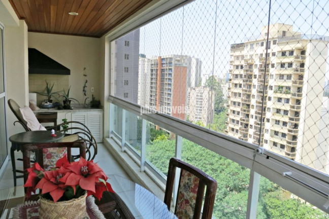 Apartamento com 3 Quartos à Venda, 129 m² em Panamby - São Paulo