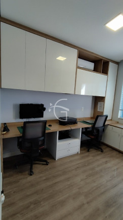 Imagem Casa com 3 Quartos à Venda, em Glória - Joinville Imagem Casa com 3 Quartos à Venda, em Glória - Joinville