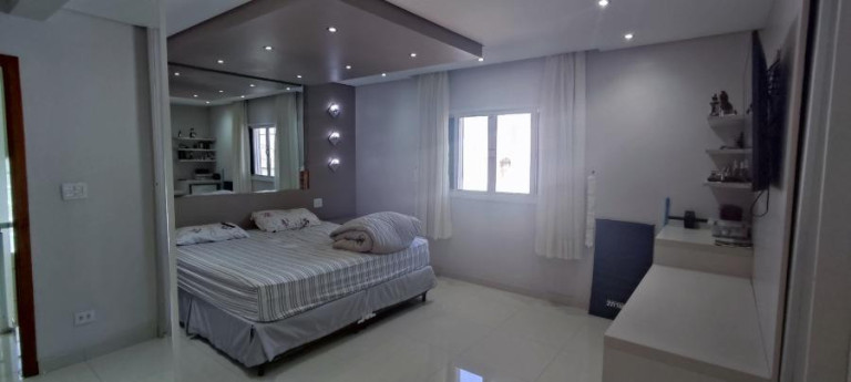 Imagem Casa com 1 Quarto à Venda, 120 m² em Vila Jacuí - São Paulo Imagem Casa com 1 Quarto à Venda, 120 m² em Vila Jacuí - São Paulo