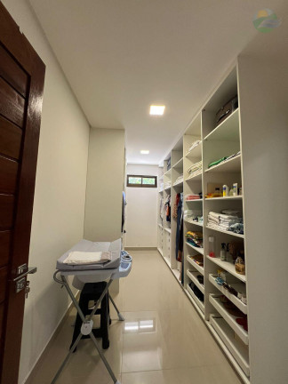 Imagem Casa com 3 Quartos à Venda, 305 m²