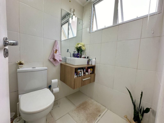 Imagem Apartamento com 1 Quarto à Venda, 32 m² em Santo Antônio - Porto Alegre Imagem Apartamento com 1 Quarto à Venda, 32 m² em Santo Antônio - Porto Alegre