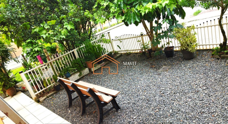 Imagem Casa com 12 Quartos à Venda, 348 m² em Costa E Silva - Joinville