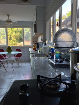 Imagem Casa com 4 Quartos à Venda, 280 m² em Pendotiba - Niterói