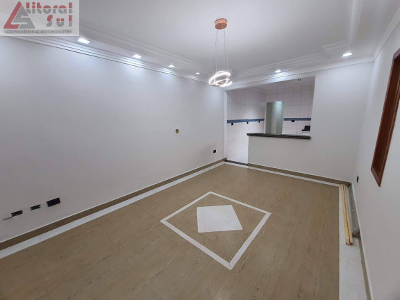 Imagem Casa com 3 Quartos à Venda, 124 m² em Maracanã - Praia Grande Imagem Casa com 3 Quartos à Venda, 124 m² em Maracanã - Praia Grande