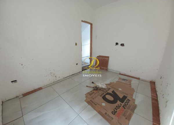 Imagem Casa com 2 Quartos à Venda, 52 m² em Vila Guilhermina - Praia Grande Imagem Casa com 2 Quartos à Venda, 52 m² em Vila Guilhermina - Praia Grande