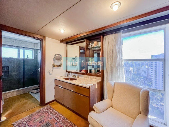 Imagem Apartamento com 3 Quartos à Venda, 483 m² em Auxiliadora - Porto Alegre