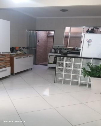 Imagem Imóvel com 2 Quartos à Venda, 130 m² em Jardim Letícia - Rio De Janeiro