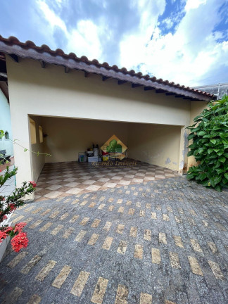 Imagem Casa com 3 Quartos à Venda, 214 m² em Barra Da Lagoa - Ubatuba Imagem Casa com 3 Quartos à Venda, 214 m² em Barra Da Lagoa - Ubatuba