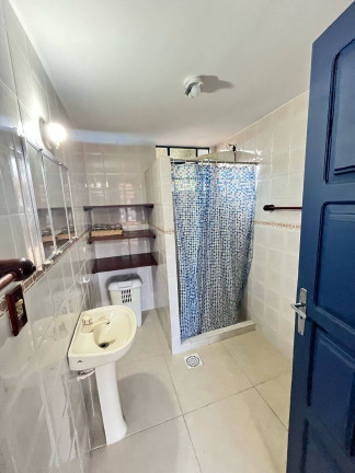 Imagem Casa com 8 Quartos à Venda,  em Balneario São Pedro - São Pedro Da Aldeia