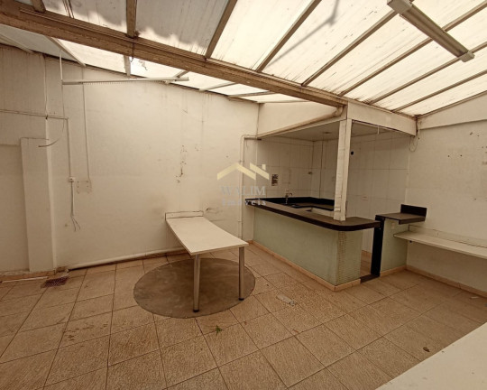 Imóvel Comercial para Alugar, 400 m² em Santo Antônio - Belo Horizonte