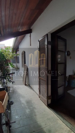 Imagem Casa com 3 Quartos à Venda, 250 m² em Cidade Jardim - Jacareí Imagem Casa com 3 Quartos à Venda, 250 m² em Cidade Jardim - Jacareí