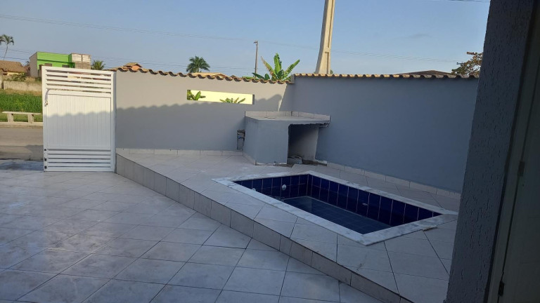 Imagem Casa com 2 Quartos à Venda, 120 m² em Tupy - Itanhaém