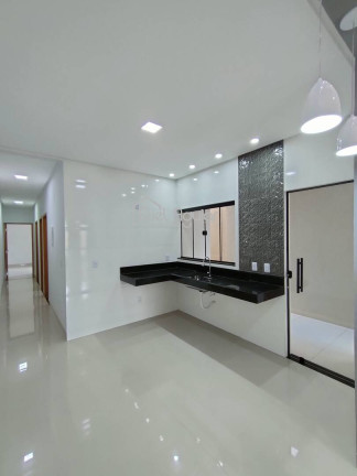 Imagem Casa com 3 Quartos à Venda, 105 m² em Residencial Recanto Do Bosque - Goiânia Imagem Casa com 3 Quartos à Venda, 105 m² em Residencial Recanto Do Bosque - Goiânia