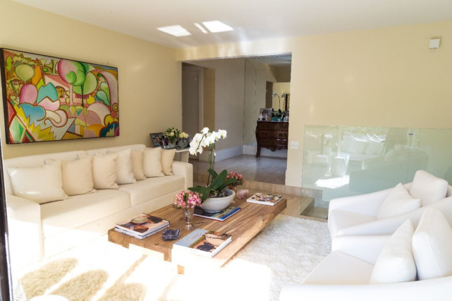 Imagem Imóvel com 5 Quartos à Venda, 284 m² em Jardim Europa - São Paulo Imagem Imóvel com 5 Quartos à Venda, 284 m² em Jardim Europa - São Paulo
