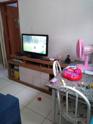 Imagem Casa com 2 Quartos à Venda, 50 m² em Vila Mateo Bei - Sao Vicente