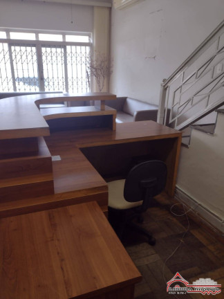 Imagem Casa com 7 Quartos para Alugar, 220 m² em Centro - Jacareí