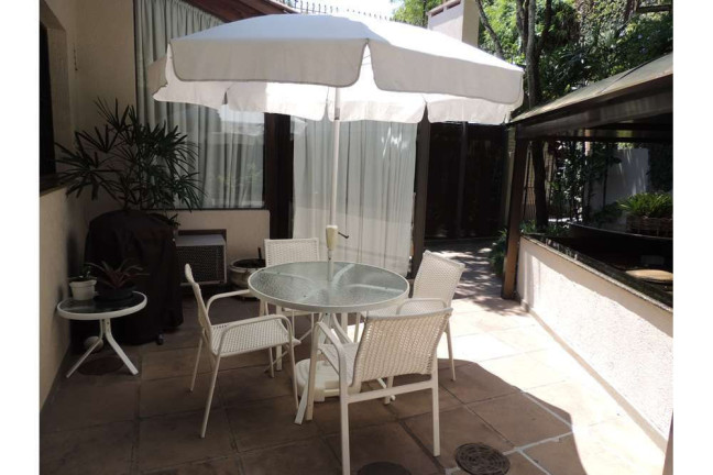 Imagem Casa com 4 Quartos à Venda, 430 m² em Vila Assunção - Porto Alegre