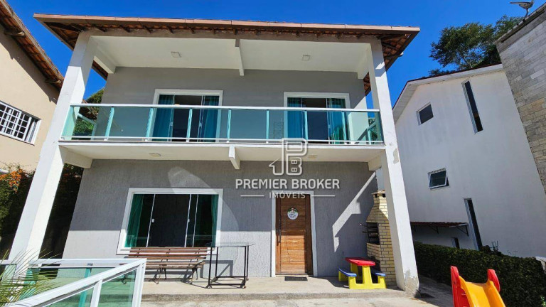 Imagem Casa com 3 Quartos à Venda, 180 m² em Albuquerque - Teresópolis Imagem Casa com 3 Quartos à Venda, 180 m² em Albuquerque - Teresópolis