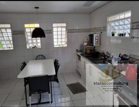 Imagem Casa com 4 Quartos à Venda, 340 m² em Parque São Quirino - Campinas