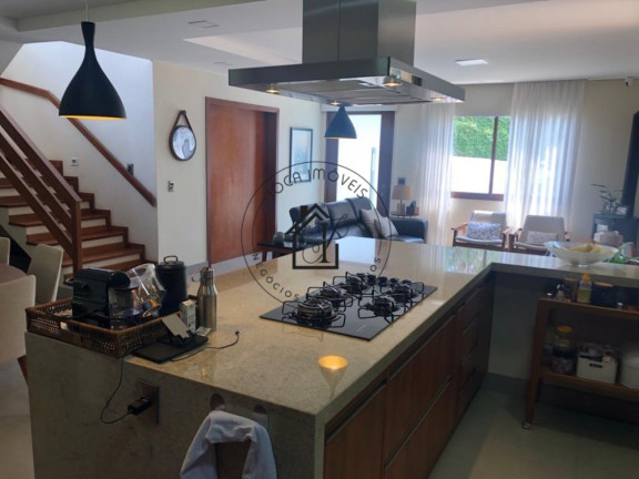 Imagem Casa de Condomínio com 3 Quartos à Venda, 907 m² em Chácara Dos Junqueiras - Carapicuíba