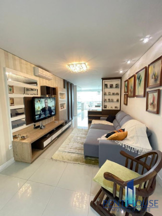 Apartamento com 3 Quartos à Venda, 140 m² em Pioneiros - Balneário Camboriú