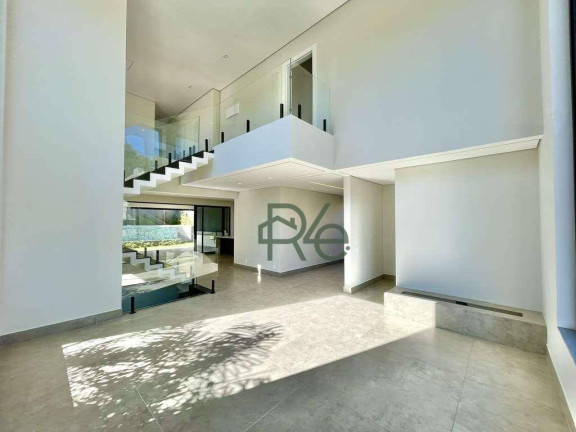 Imagem Casa com 4 Quartos à Venda, 393 m² em Granja Viana - Vintage - Embu Das Artes Imagem Casa com 4 Quartos à Venda, 393 m² em Granja Viana - Vintage - Embu Das Artes