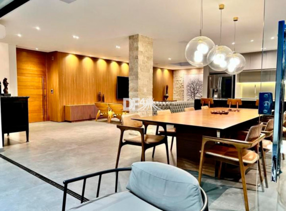 Imagem Imóvel com 4 Quartos à Venda, 283 m² em Sul (águas Claras) - Brasília Imagem Imóvel com 4 Quartos à Venda, 283 m² em Sul (águas Claras) - Brasília