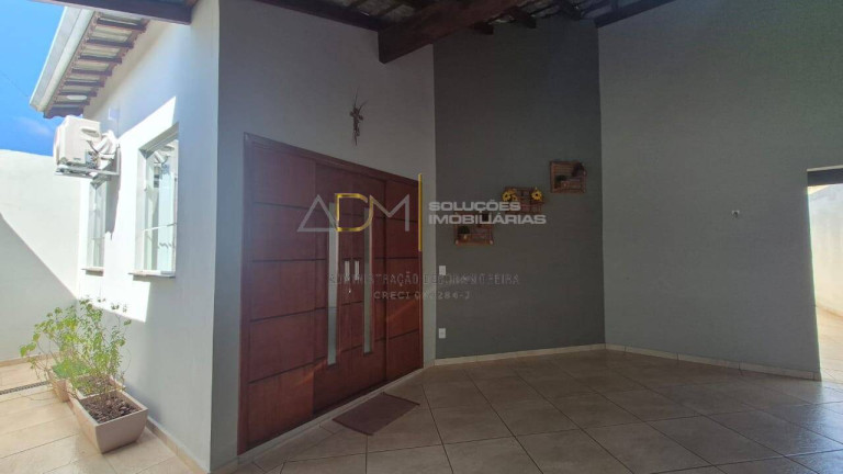 Imagem Casa com 3 Quartos à Venda, 200 m² em Jardim Maria Luiza - Botucatu