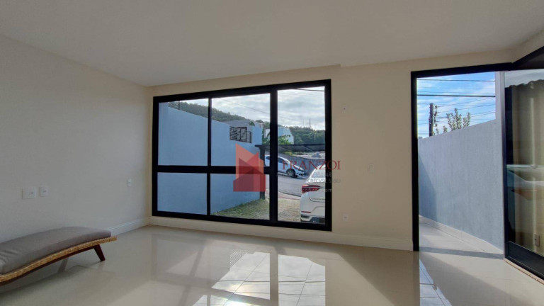 Imagem Sobrado com 3 Quartos à Venda, 138 m² em Fazenda - Itajaí Imagem Sobrado com 3 Quartos à Venda, 138 m² em Fazenda - Itajaí