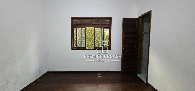 Imagem Casa com 5 Quartos à Venda, 190 m² em Pessegueiros - Teresópolis Imagem Casa com 5 Quartos à Venda, 190 m² em Pessegueiros - Teresópolis