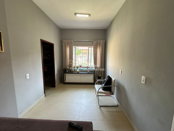 Imagem Casa com 4 Quartos à Venda, 259 m² em Cristo Rei - Várzea Grande Imagem Casa com 4 Quartos à Venda, 259 m² em Cristo Rei - Várzea Grande