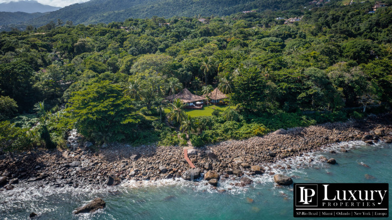 Imagem Casa de Condomínio com 4 Quartos à Venda,  em Centro - Ilhabela