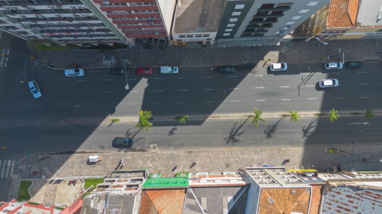 Imagem Terreno à Venda, 532 m² em Centro Histórico - Porto Alegre Imagem Terreno à Venda, 532 m² em Centro Histórico - Porto Alegre